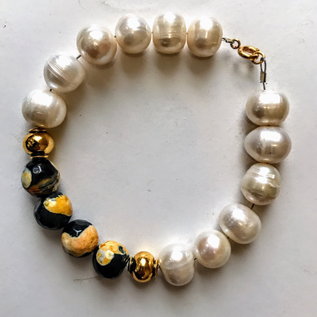 Yellow Agate and Pearl Bracelet