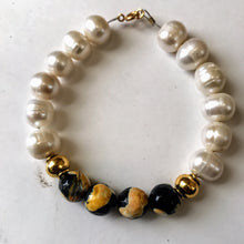 Yellow Agate and Pearl Bracelet